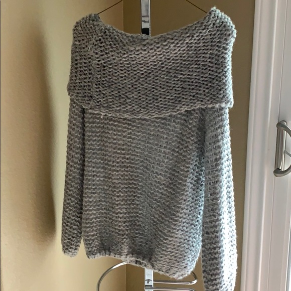 SOLD🎉 - Picture 2 of 3